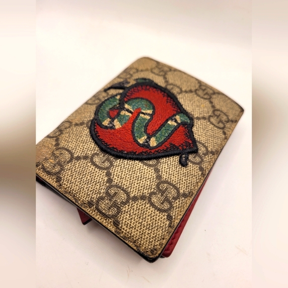 GUCCI GG Supreme Coated Canvas Snake Heart Embroidered Card Case Unisex Wallet - Picture 2 of 5